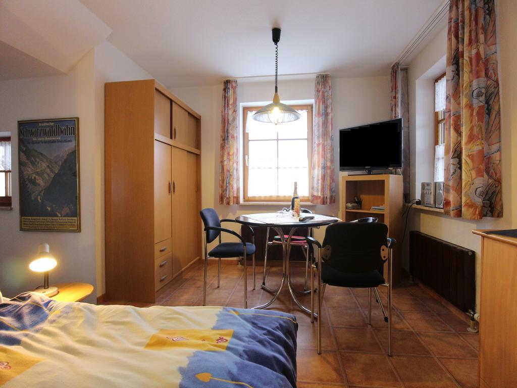 Ferienwohnung Weber Triberg im Schwarzwald Room photo